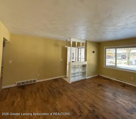 3815 Walton Drive, Lansing, MI 48910 - Image #2