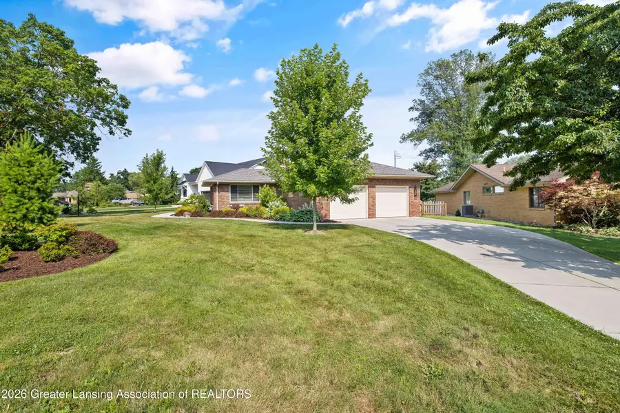 1533 Cambridge Road, Lansing, MI 48911 - Image #3