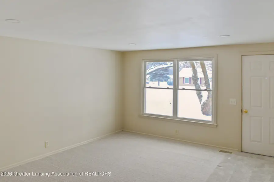 1015 Westfield Road, Lansing, MI 48917 - Image #2