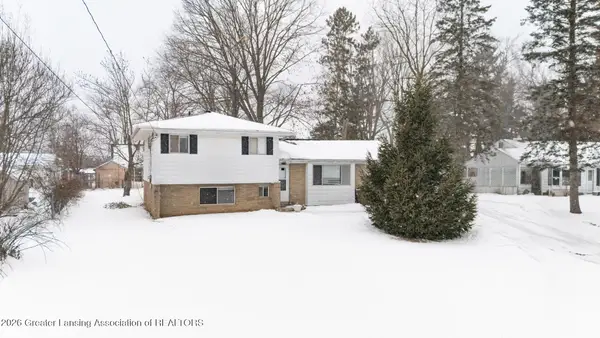 114 S High Street, Leslie, MI 49251