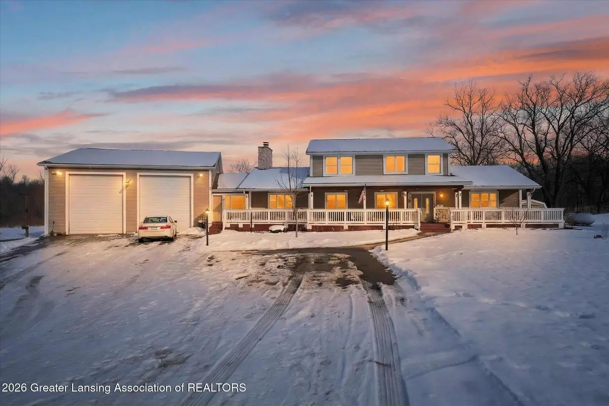 1140 N Smith Road, Eaton Rapids, MI 48827 - #1