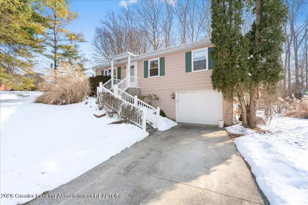 2230 Hamelon Street, Lansing, MI 48910