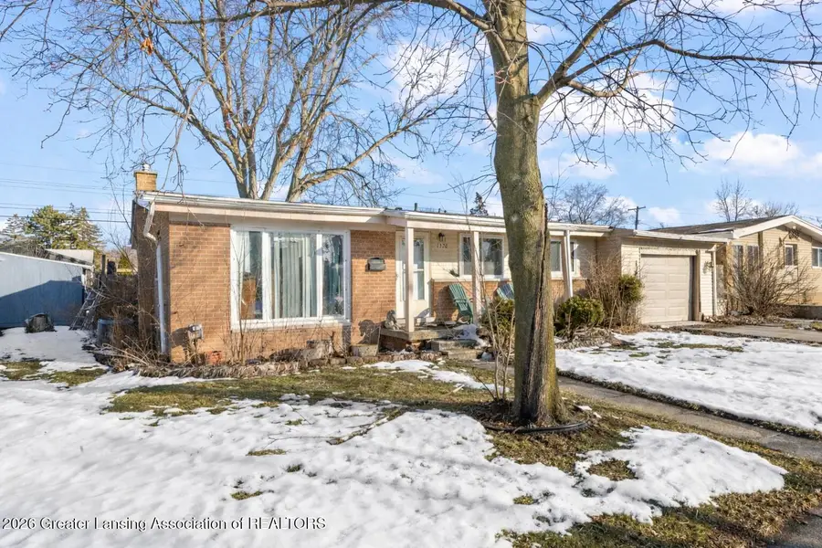 1320 N Foster Avenue, Lansing, MI 48912 - #2