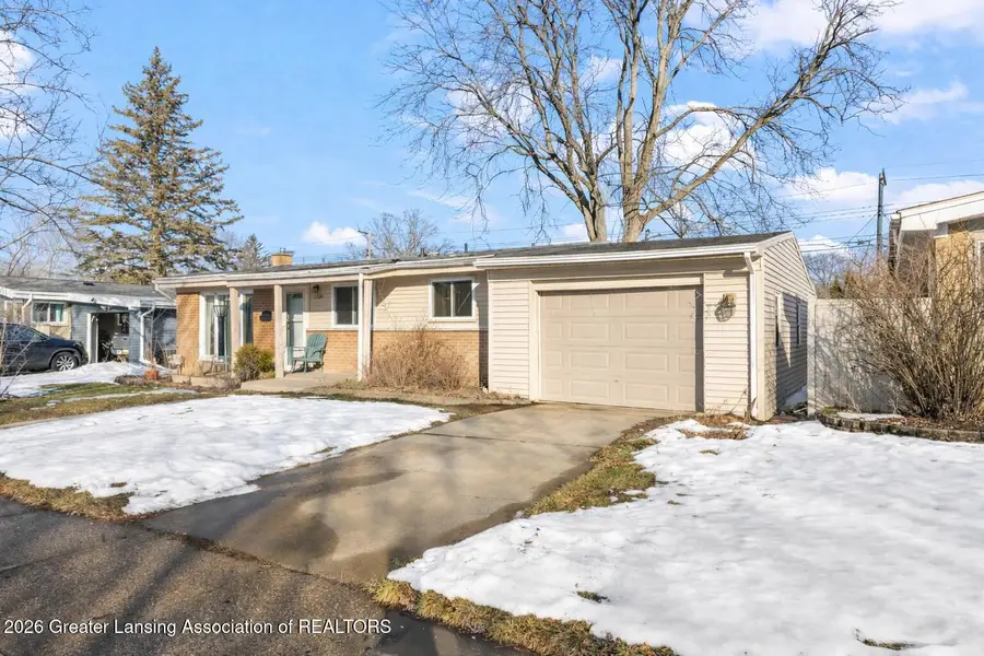 1320 N Foster Avenue, Lansing, MI 48912 - #3