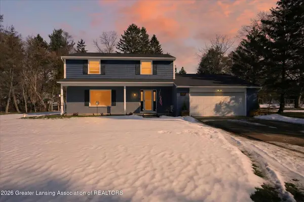 5964 W Sleepy Hollow Lane, East Lansing, MI 48823