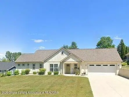 6535 Crestview Drive, Laingsburg, MI 48848