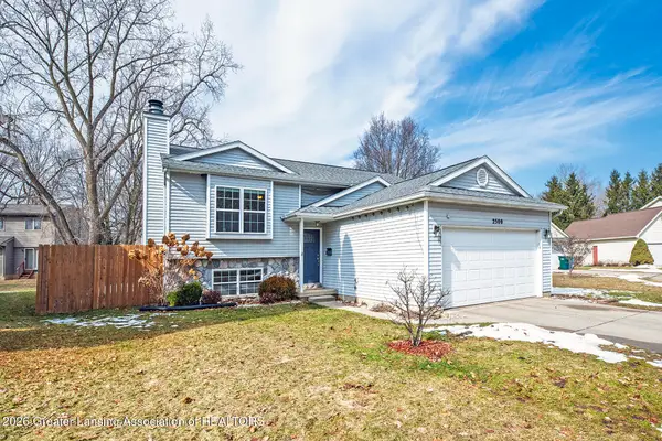 2500 Skye Road, Lansing, MI 48911