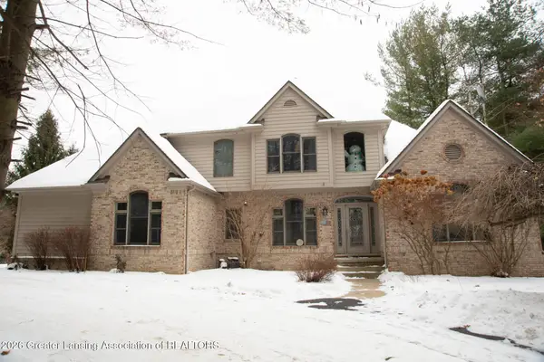 9326 Foley Crossing, Fenton, MI 48430