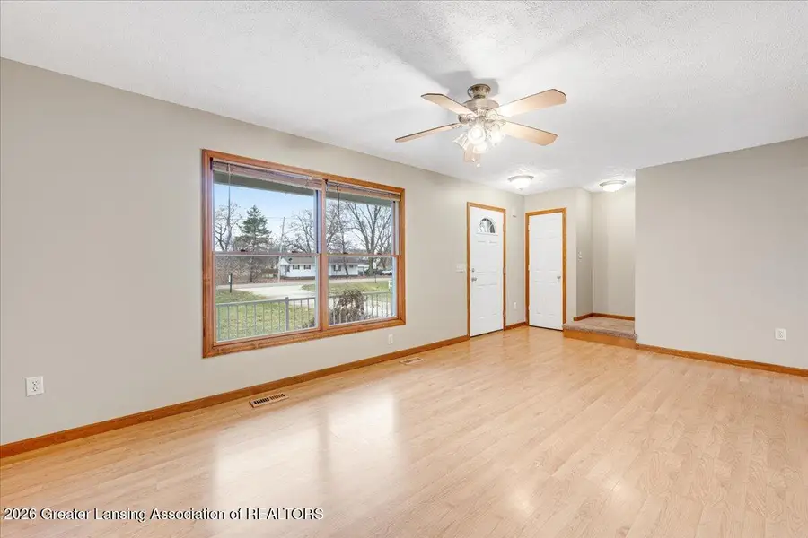 231 E South Street, Morrice, MI 48857 - #3