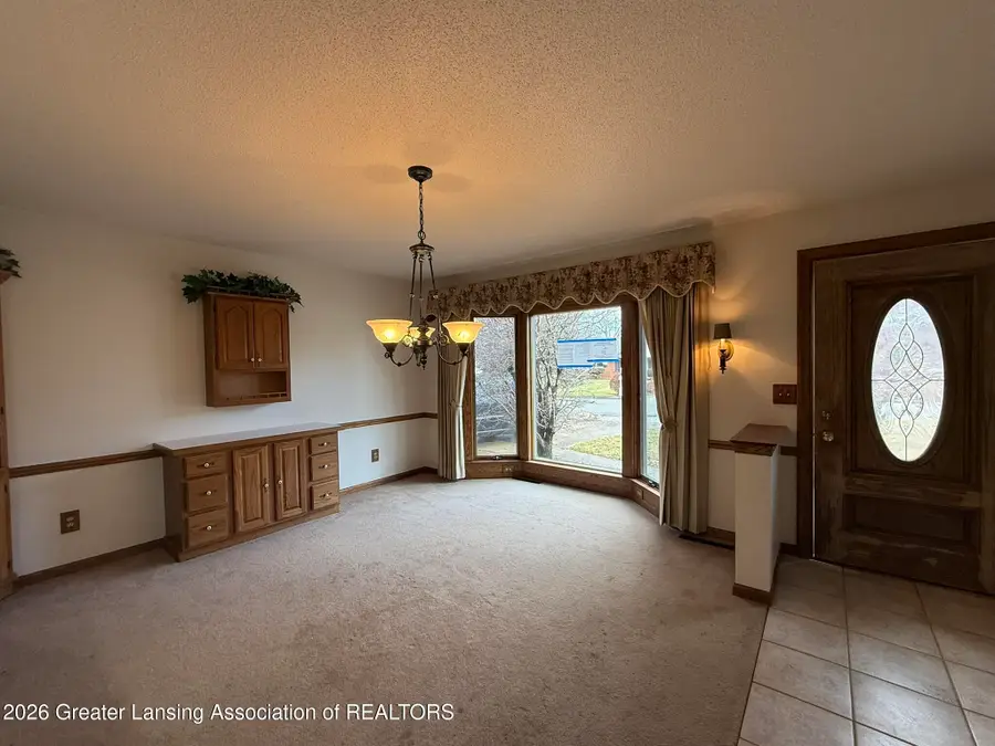 2077 Kingswood Drive, Flint, MI 48507 - #3