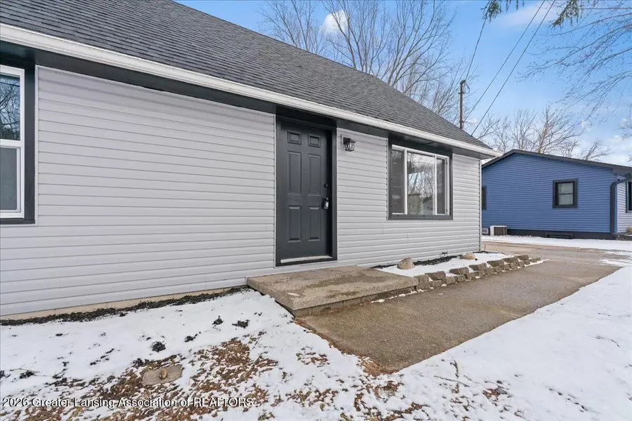 6935 Vernson Drive, Lansing, MI 48911 - #3