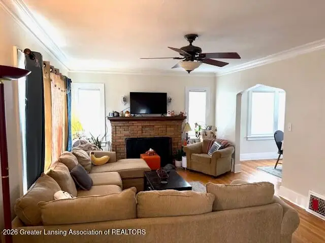 713 Ann Street, East Lansing, MI 48823 - #3