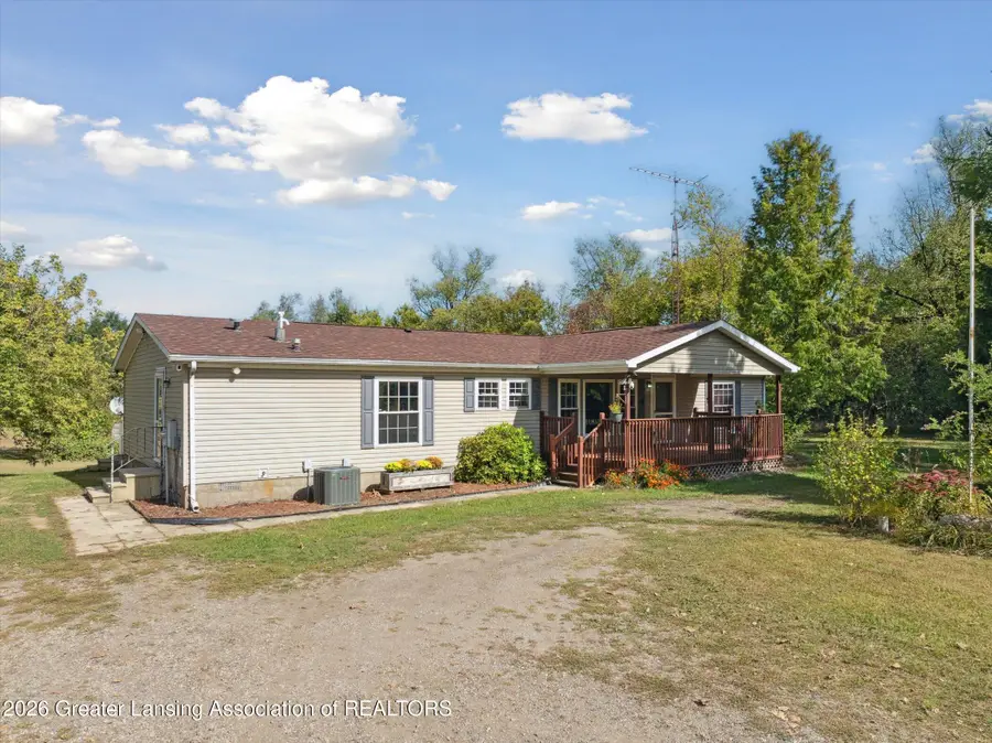 6838 Moreland Road, Jonesville, MI 49250 - #2