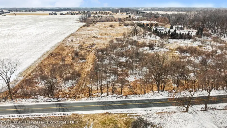 3511 W Maple Rapids Road, Saint Johns, MI 48879 - #2