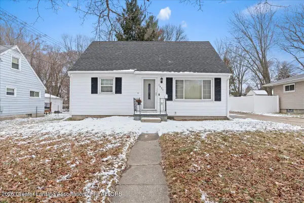 1421 Lamont Street, Lansing, MI 48915