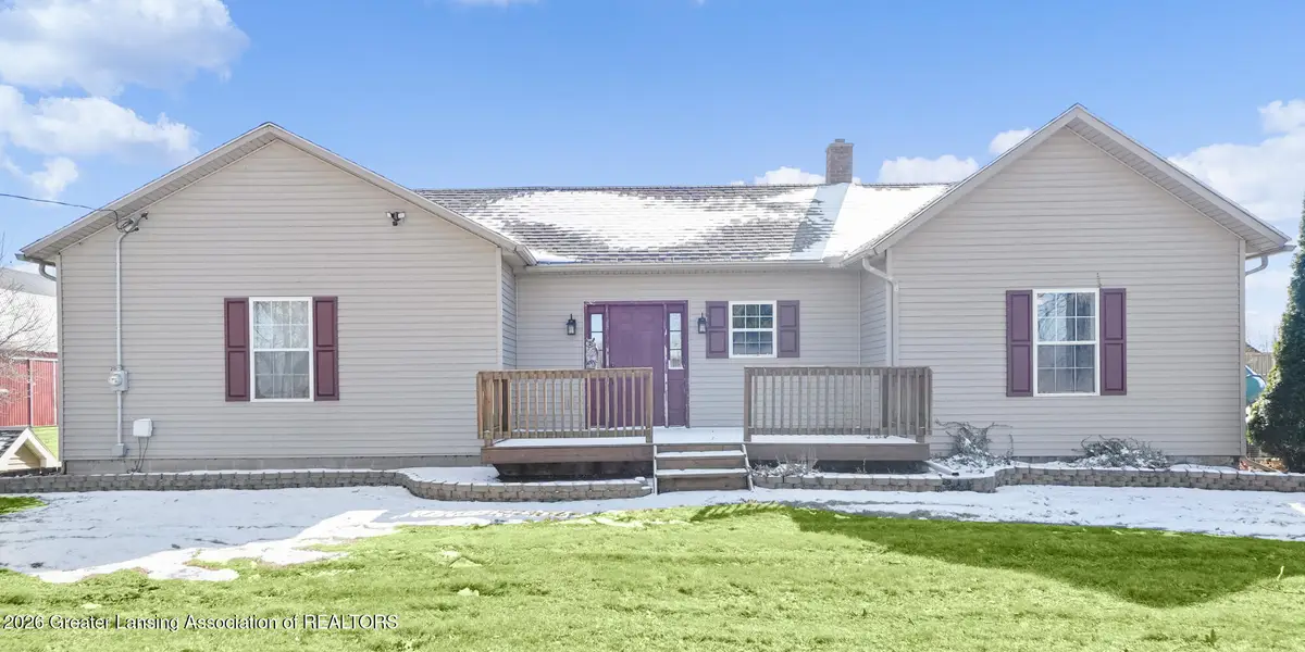 9604 Island Highway, Eaton Rapids, MI 48827 - #1