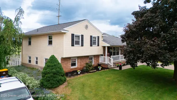 515 Chanticleer Trail, Lansing, MI 48917