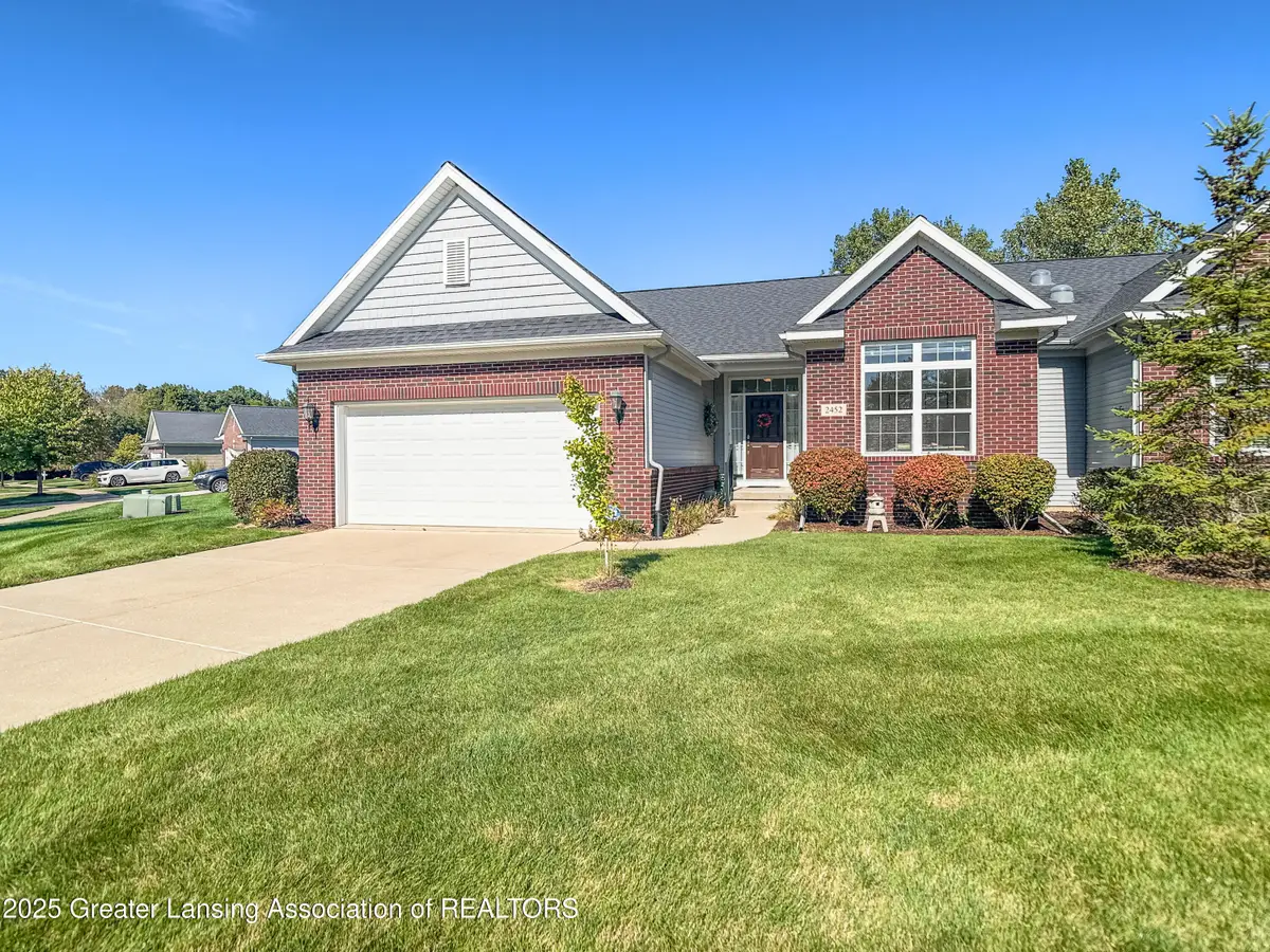 2452 Turning Leaf Lane, Okemos, MI 48864 - #1