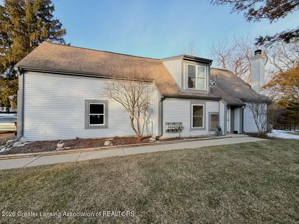 1800 Nemoke Trail, Haslett, MI 48840