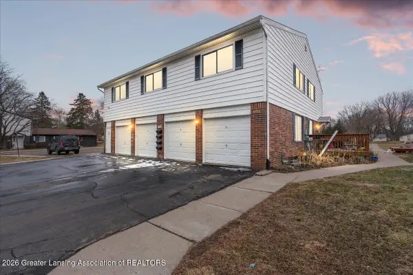 3946 Hunters Ridge Drive #2, Lansing, MI 48911