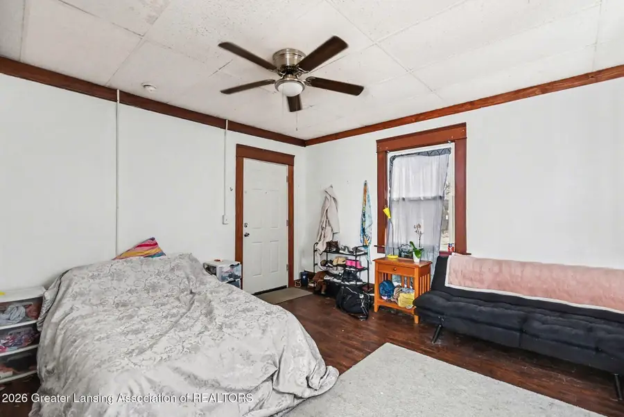 1614 S Washington Avenue, Lansing, MI 48910 - #3