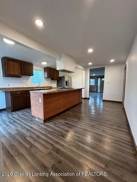 606 W Gibbs Street, Saint Johns, MI 48879 - #2