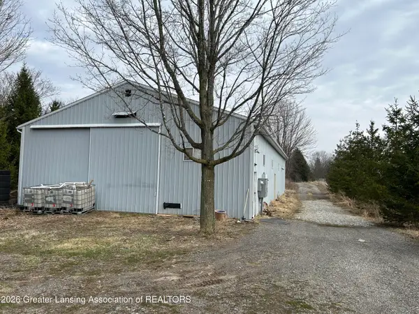 1059 N Michigan Road, Eaton Rapids, MI 48827