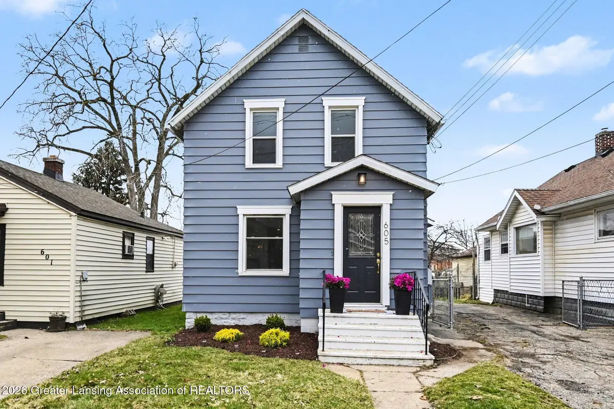 605 N Clemens Avenue, Lansing, MI 48912 - #1