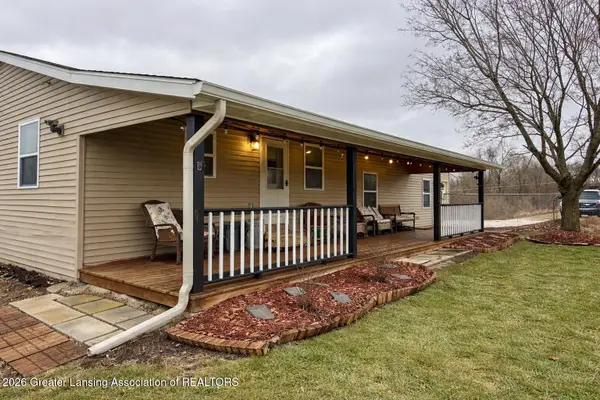 4215 N Smith Road, Dimondale, MI 48821