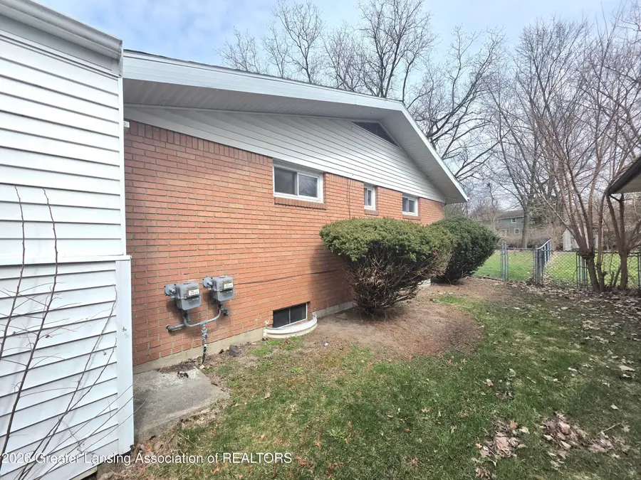 2100 Wood Street, Lansing, MI 48912 - #3