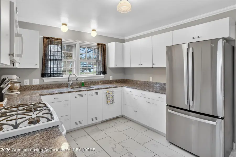 20 University Drive, East Lansing, MI 48823 - #3