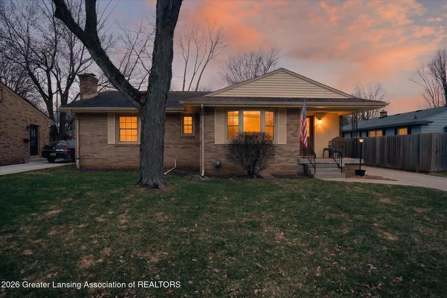 3227 Glasgow Drive, Lansing, MI 48911 - #2