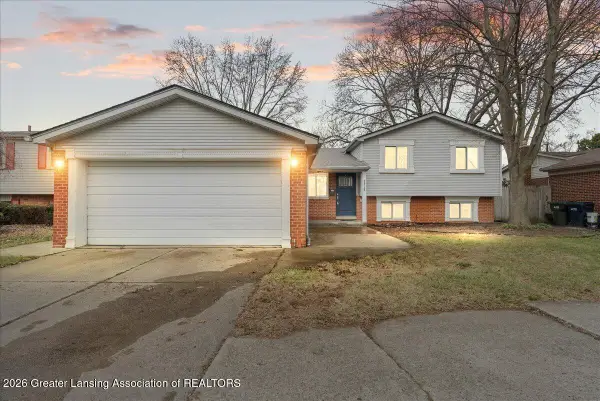 38539 Arcola Drive, Sterling Heights, MI 48312