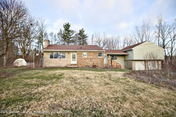 1924 Snow Road, Lansing, MI 48917