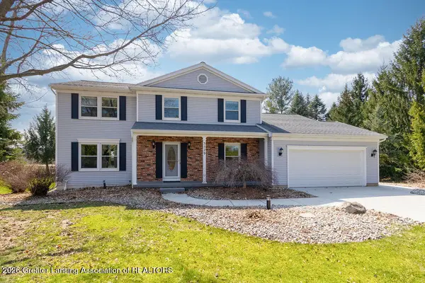 3529 E Hiawatha Drive, Okemos, MI 48864