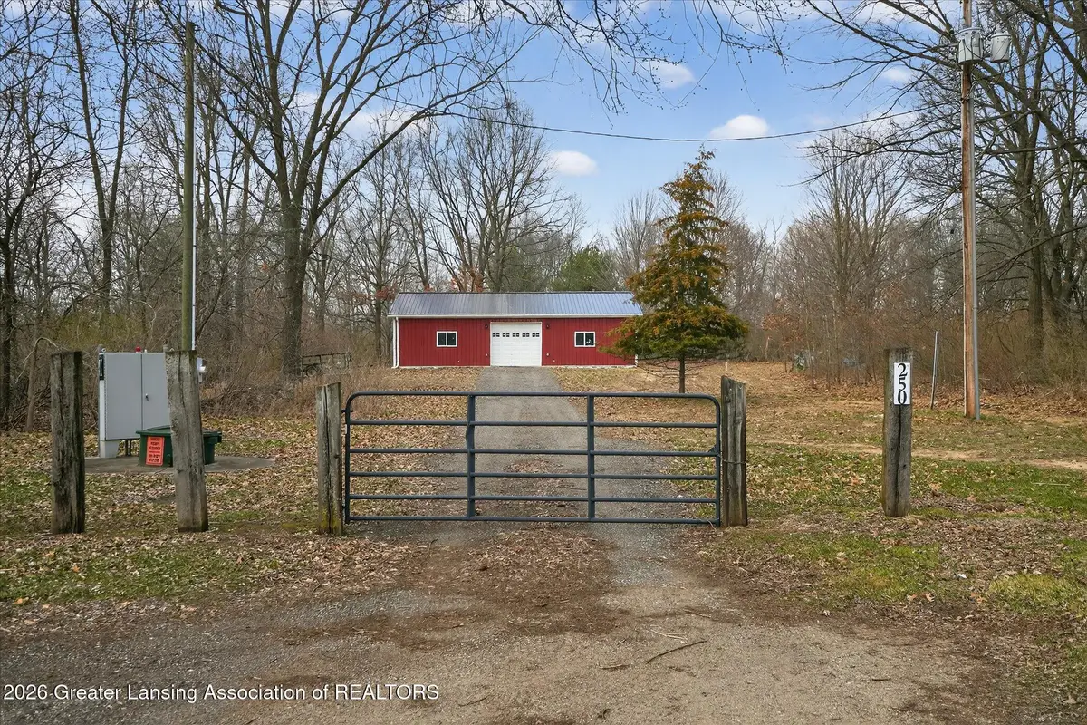 250 N Washington Street, Perry, MI 48872 - #1