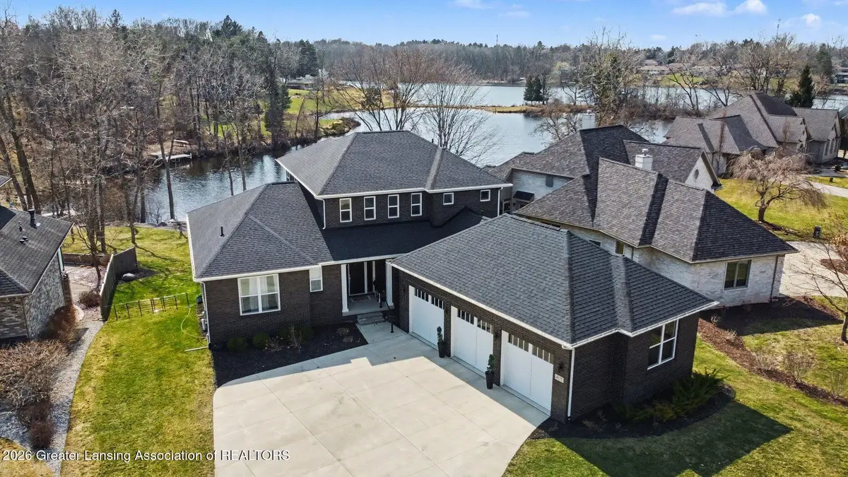 4125 Harbour Cove, Lansing, MI 48911 - #1