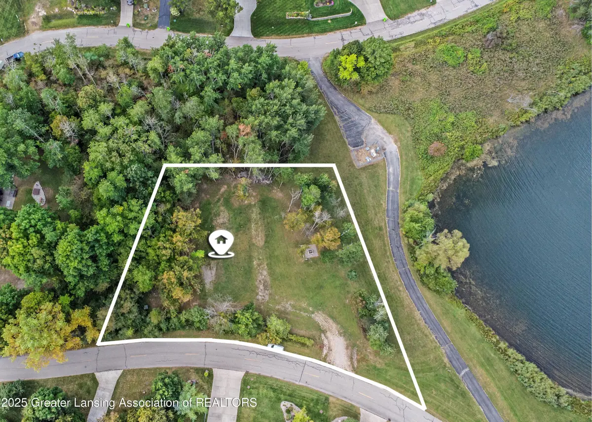 5165 Islanders Way, Gladwin, MI 48624 - #1