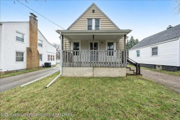 321 Paris Avenue, Lansing, MI 48910