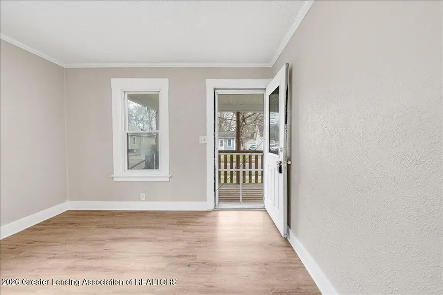 321 Paris Avenue, Lansing, MI 48910 - #3