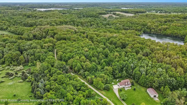 5025 S Saint Clair Road, St. Johns, MI 48879