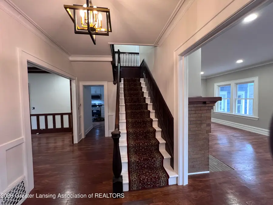 908 N Capitol Avenue, Lansing, MI 48906 - #2