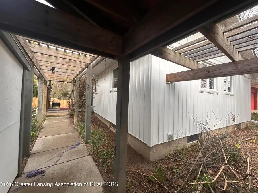 1538 Parkvale Avenue, East Lansing, MI 48823 - #2