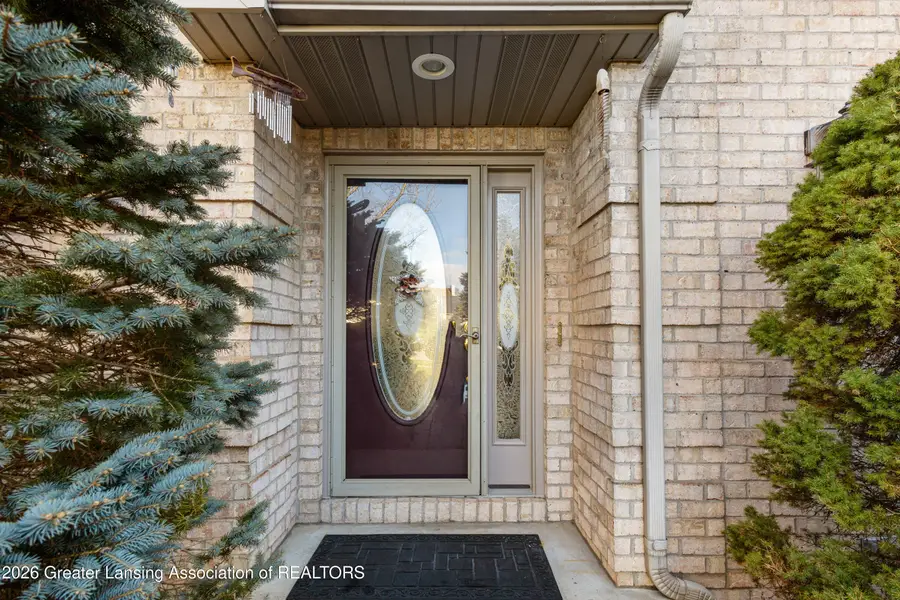 6710 E White Clover Drive, East Lansing, MI 48823 - #2