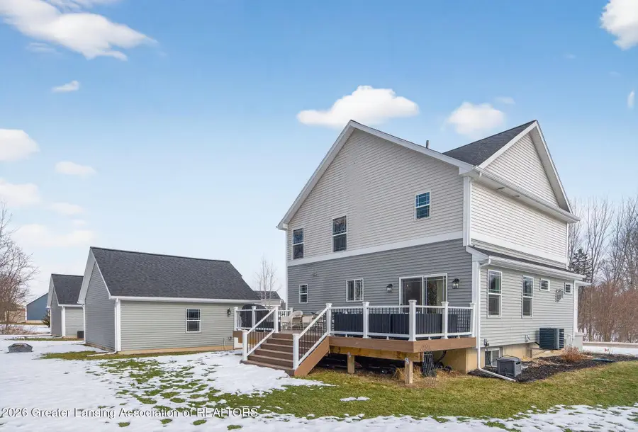 401 Oakwood Drive, Charlotte, MI 48813 - #3