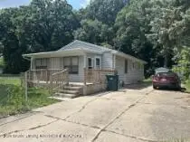 646 S Clemens Avenue, Lansing, MI 48912