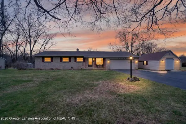 7713 Jon Scott Drive, Grand Ledge, MI 48837