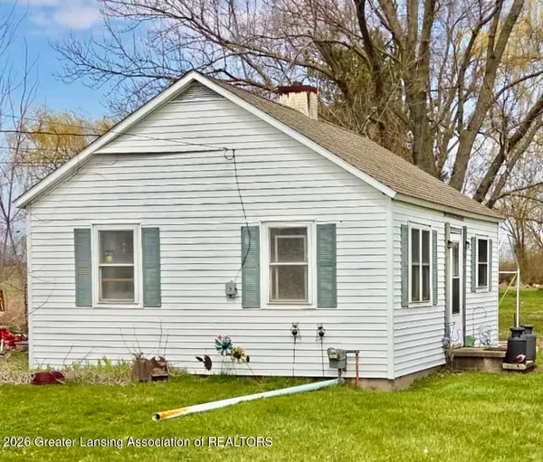 3137 Lansing Road, Charlotte, MI 48813