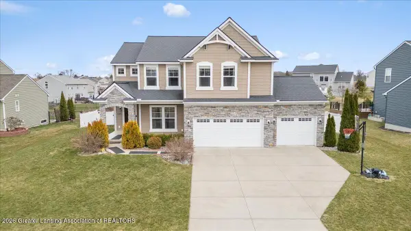 10602 Ballinalee Lane, Grand Ledge, MI 48837