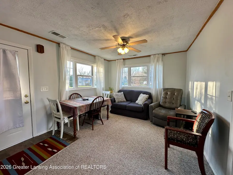 3212 S Catherine Street, Lansing, MI 48911 - #2